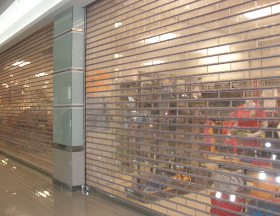 Transparent crystal roller shutter