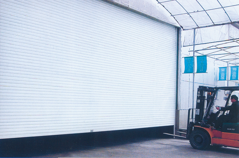 Aluminum rolling gates